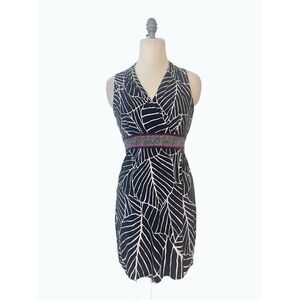 White House Black Market Women's V Neck Sleeveless Dress XS